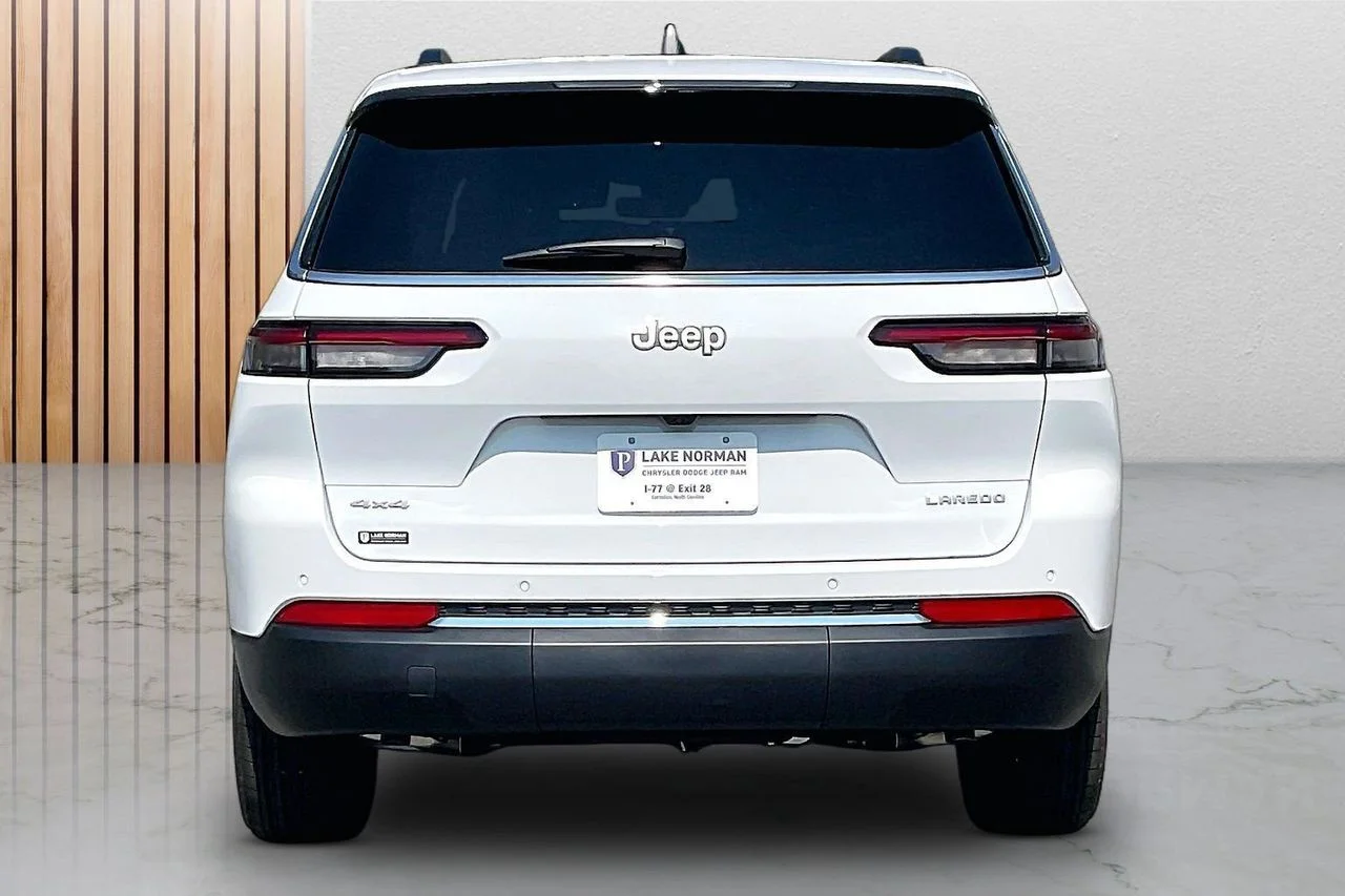 New 2026 Bright White Clearcoat Jeep Laredo X image 7