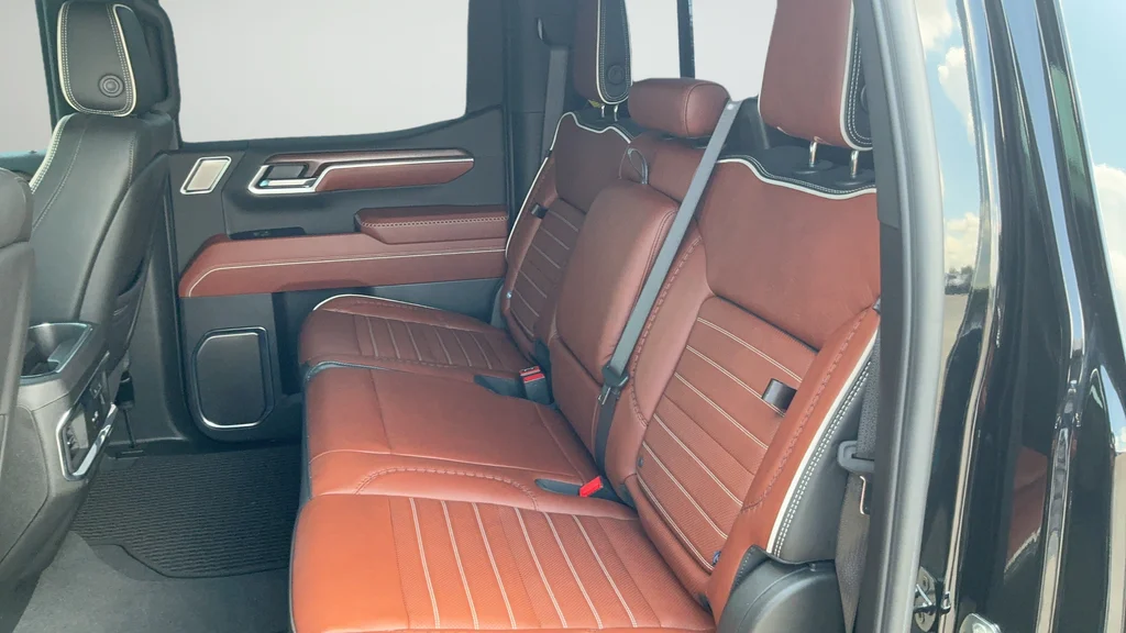 Used 2024 Black GMC Denali Ultimate image 20