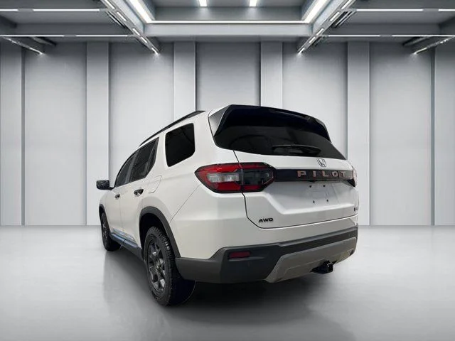 New 2026 Platinum White Pearl Honda TrailSport image 3
