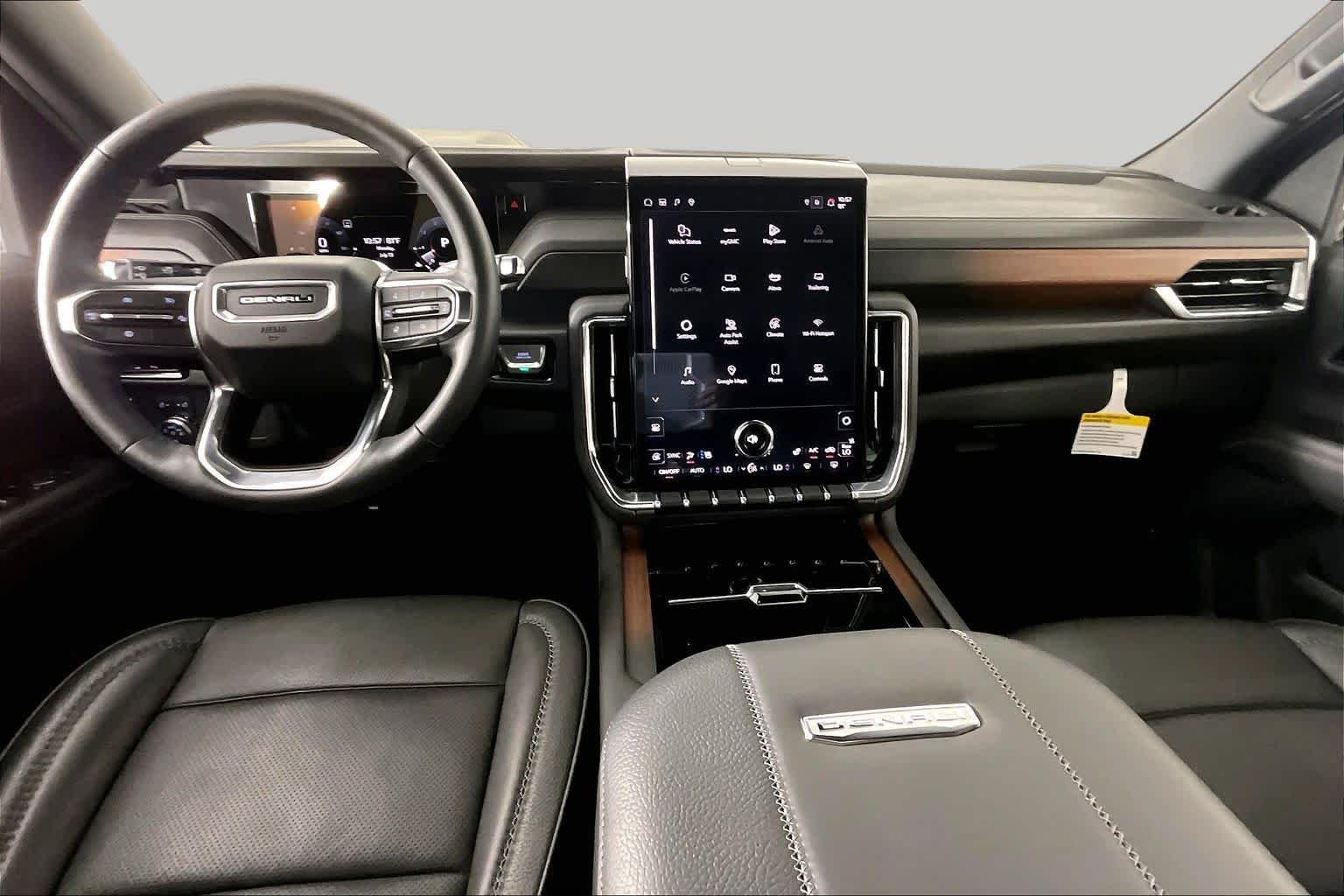 Used 2025 White Frost Tricoat GMC Denali image 15