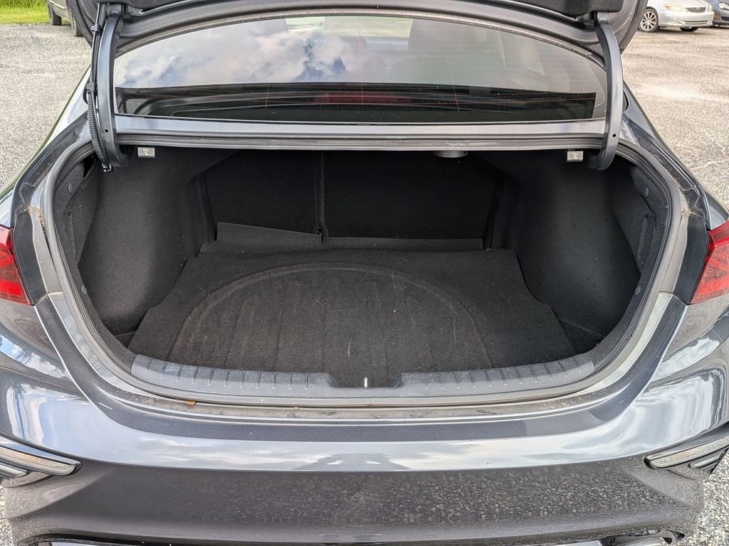 Used 2021 Gray Kia EX image 32