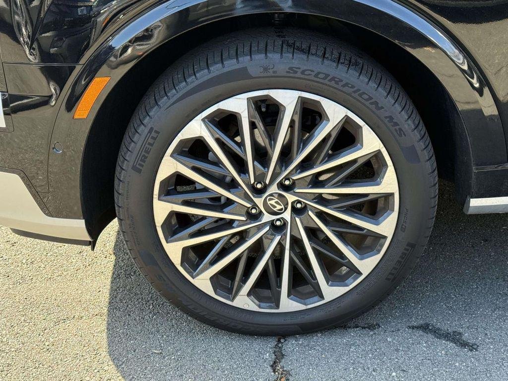 New 2026 Abyss Black Hyundai Calligraphy AWD image 12