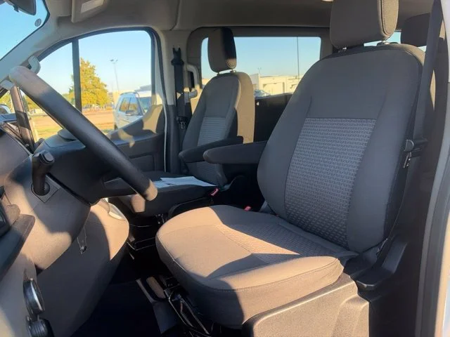 Used 2024 White Ford XLT image 17