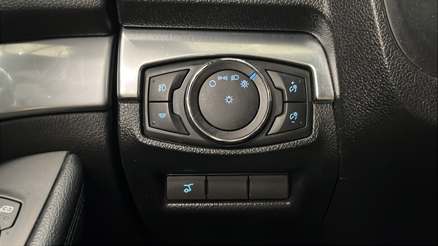 Used 2017 Magnetic Metallic Ford Limited image 34