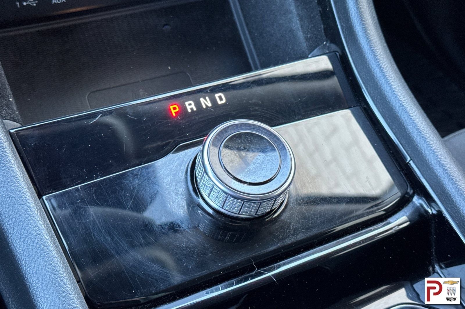 Used 2022 Gray Jeep Laredo image 27