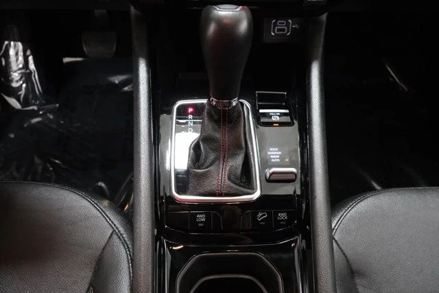 Used 2024 White Jeep Trailhawk image 25