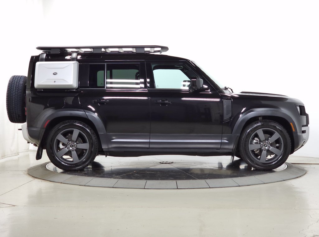 Certified Used 2025 Gray Land Rover S image 8