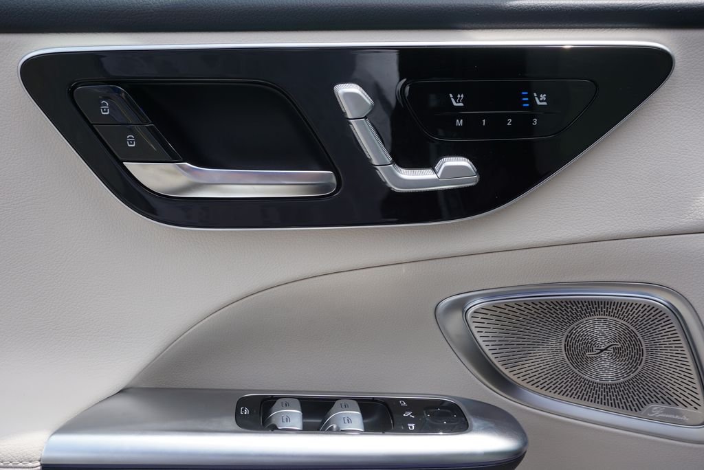 2025 Mercedes-Benz C-Class Sedan C 300 - Photo 22