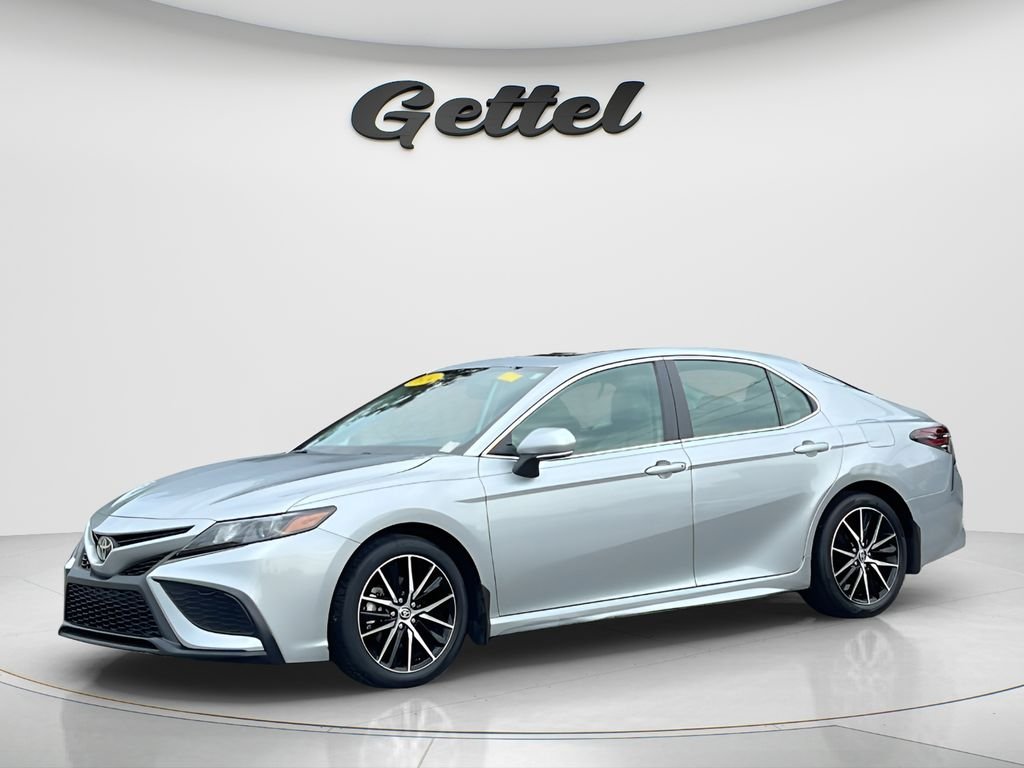 Used 2024 Silver Toyota SE image 1