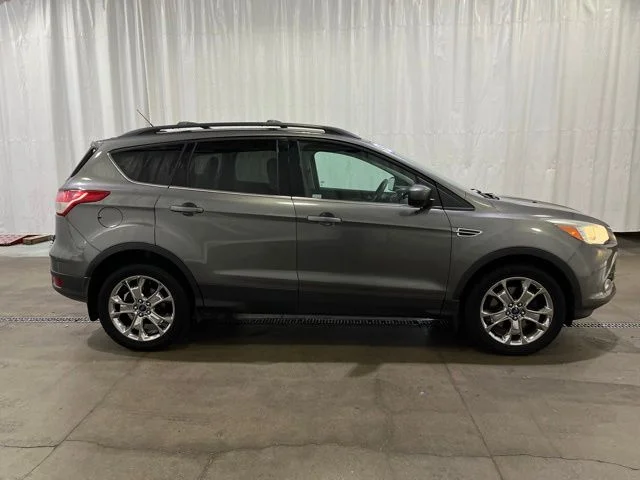 Used 2014 Ford Escape SE with VIN 1FMCU9G92EUD80870 for sale in Grants Pass, OR