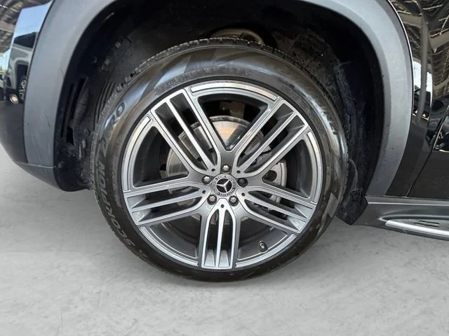 Used 2025  Mercedes-Benz GLS 450 image 24