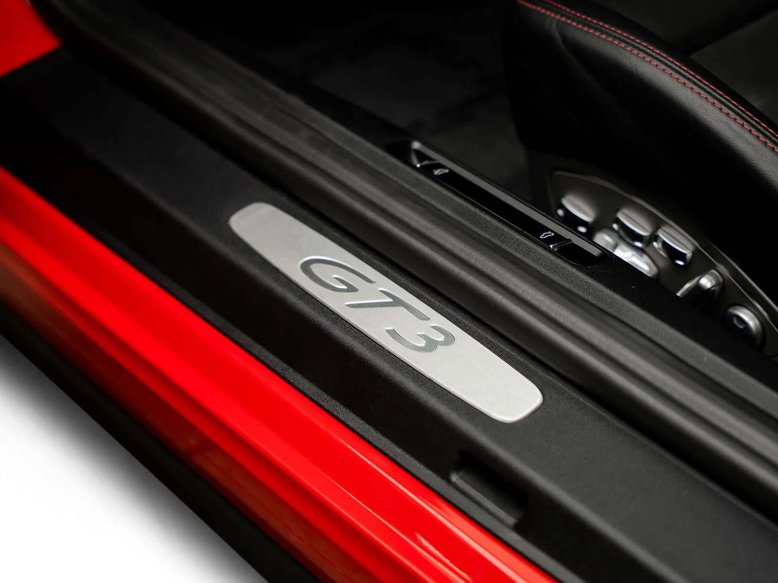 Used 2014 Red Porsche GT3 image 57