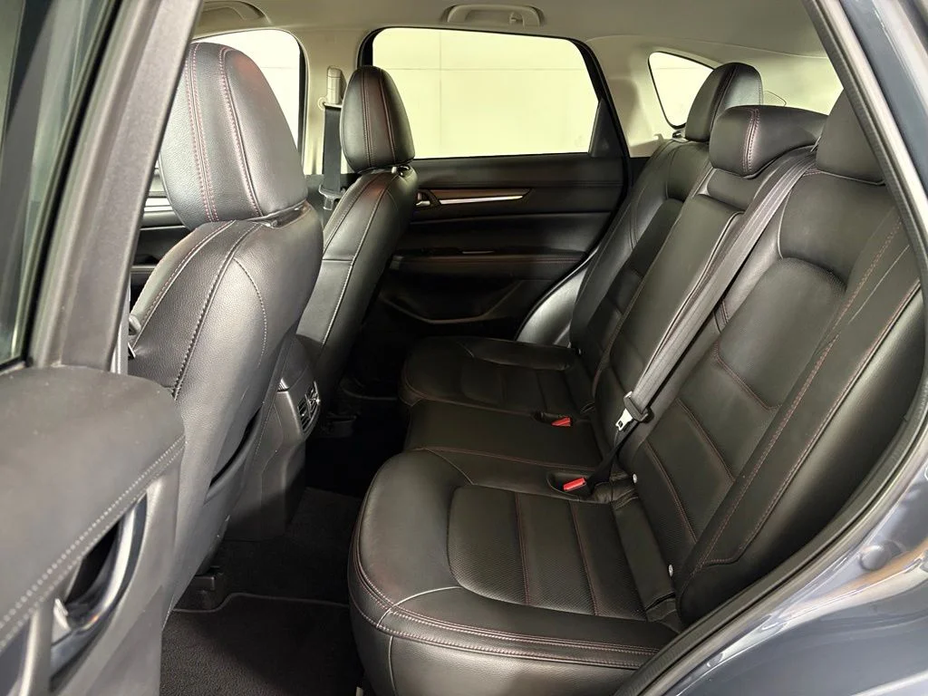 Used 2024 Gray Mazda 2.5 S Carbon Edition image 37