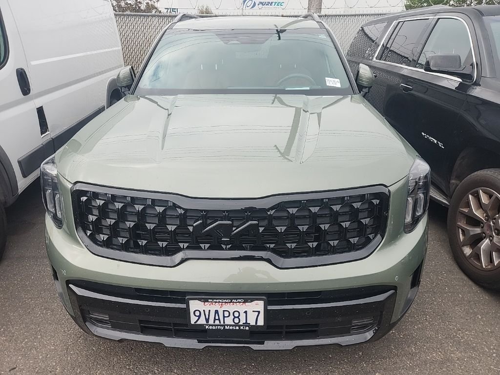 Used 2025 Green Kia SX-Prestige X-Line image 2