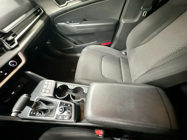 Used 2023 Black Kia LX image 22