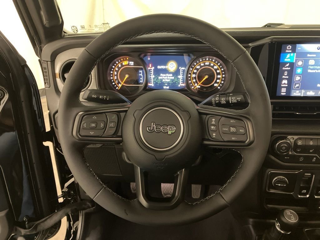 New 2026 Black Clear-Coat Exterior Paint Jeep Sport S image 3