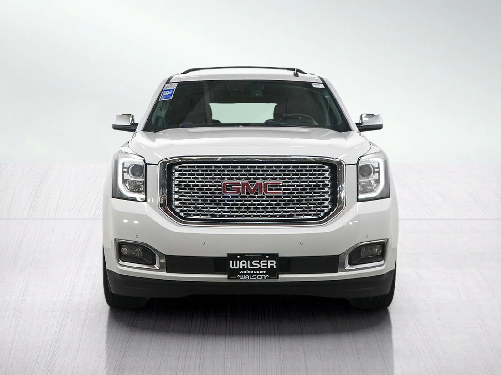 Used 2015 White GMC Denali image 8