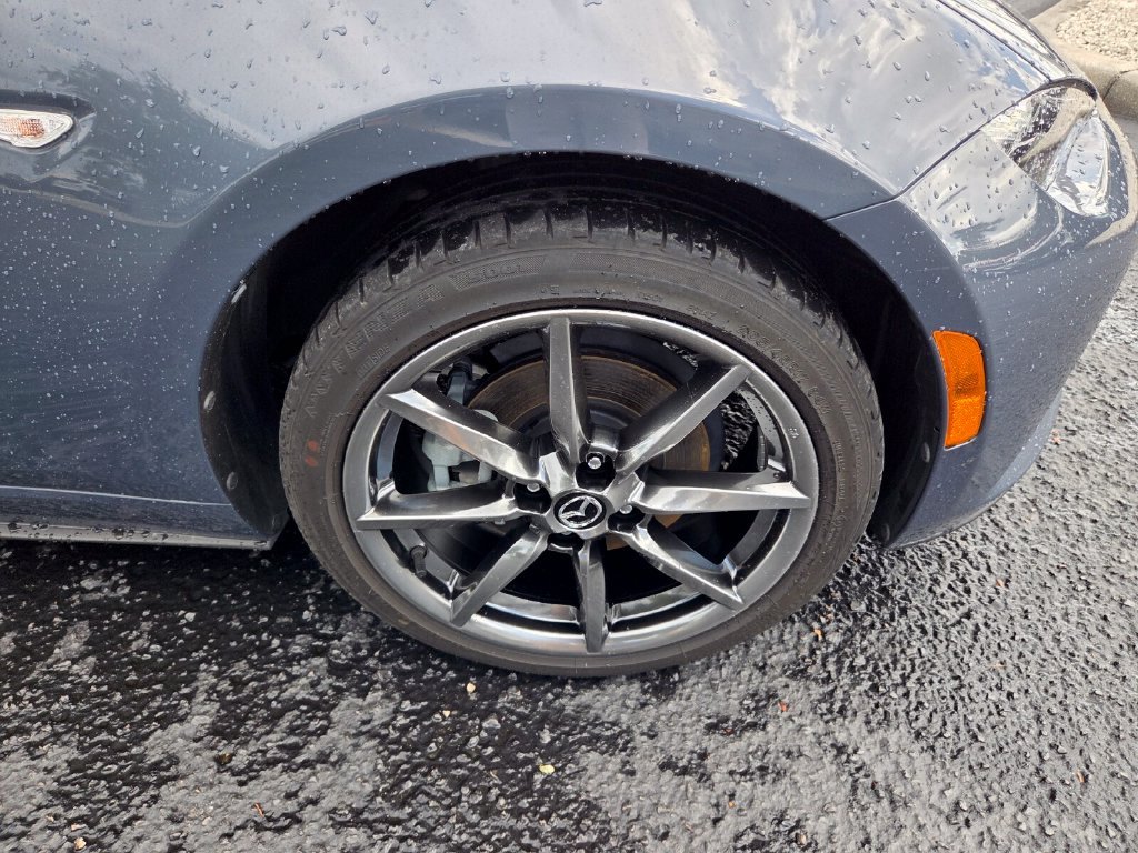 Used 2021 Gray Mazda Grand Touring image 18