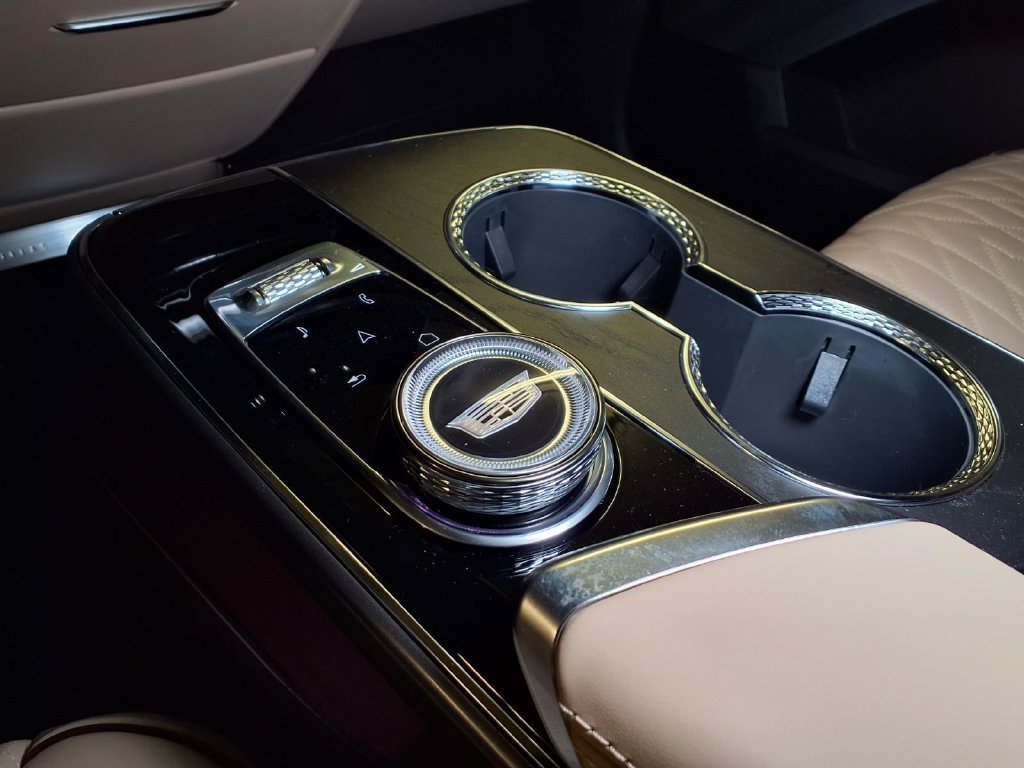 New 2026 Stellar Black Metallic Cadillac Signature Luxury image 19