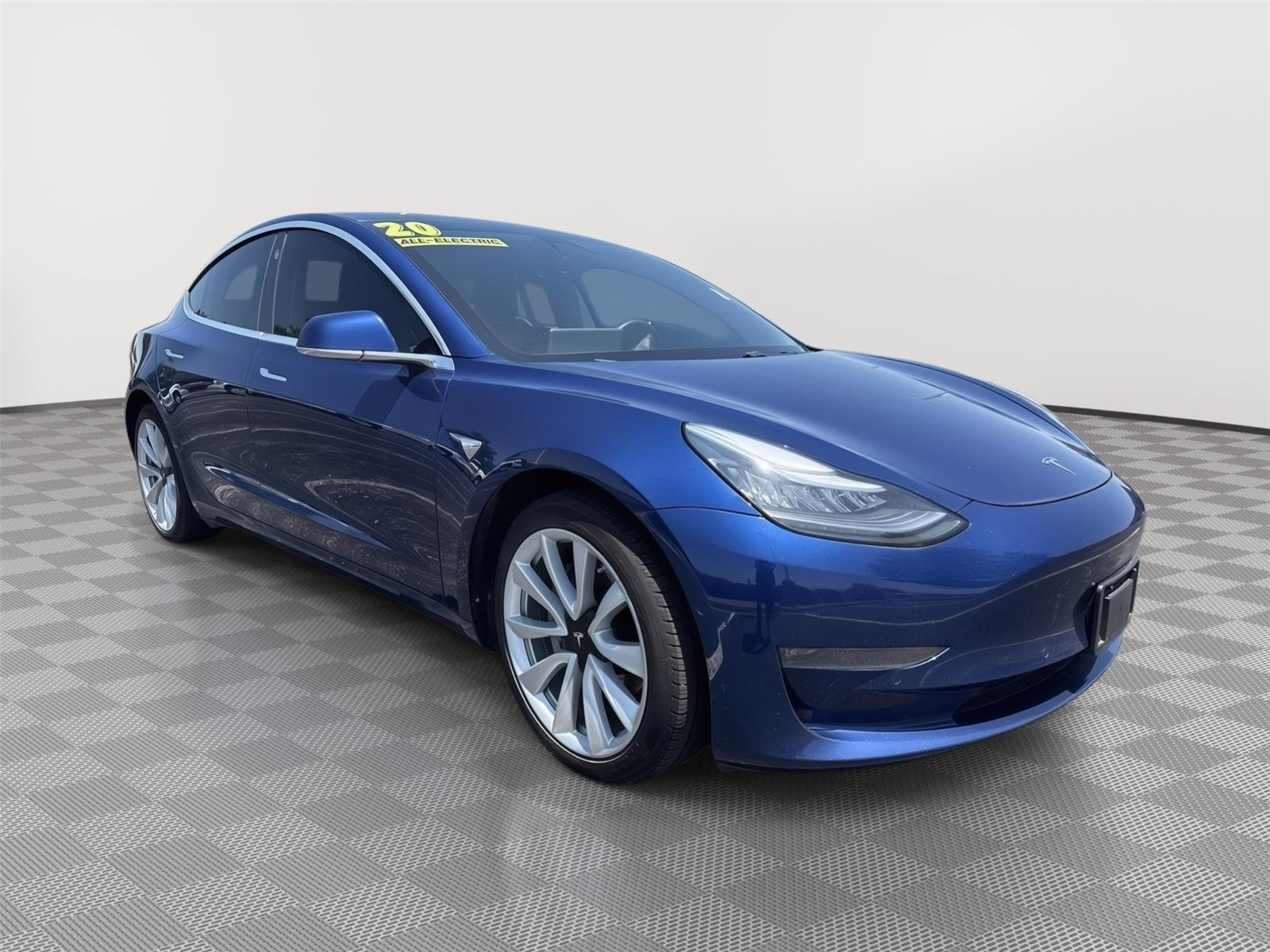 Used 2020 Deep Blue Metallic Tesla Long Range image 9