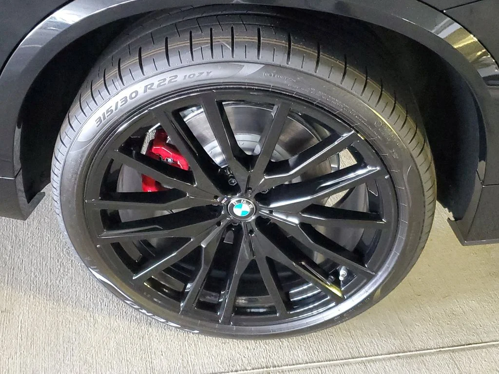 New 2026 Black Sapphire Metallic BMW M60i image 5