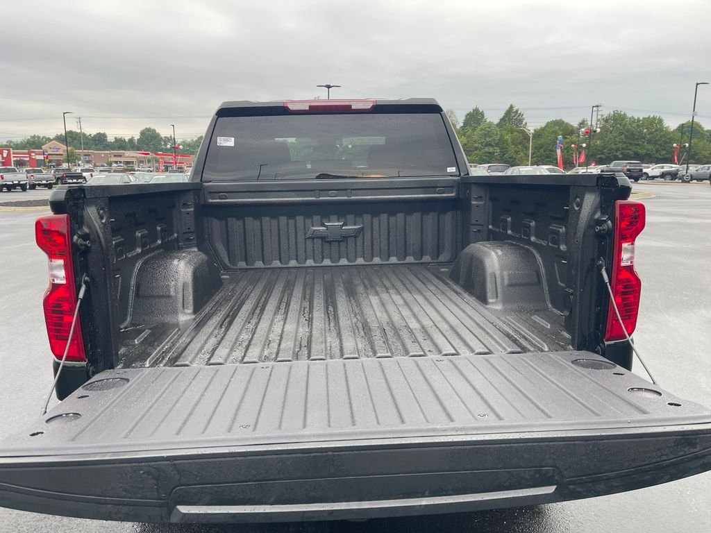 Certified Used 2026 Black Chevrolet Custom Trail Boss image 10