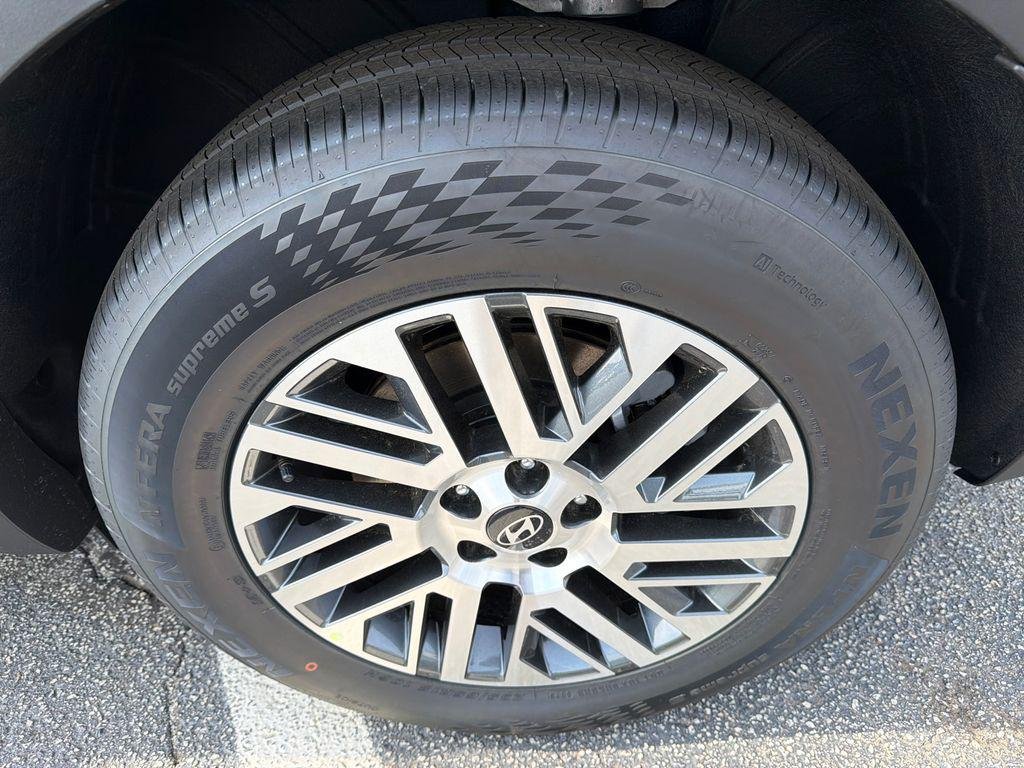 New 2026 Blue Hyundai SEL FWD image 20