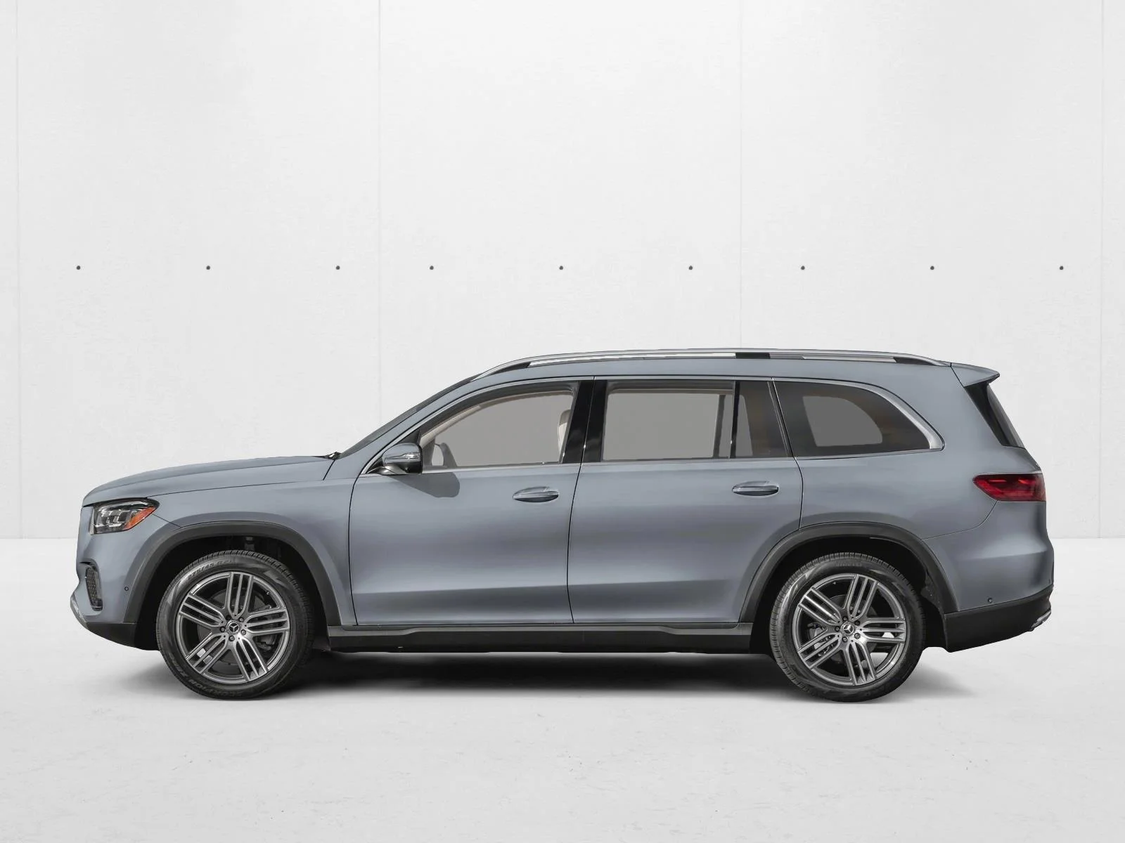 New 2026 Selenite Grey Metallic Mercedes-Benz GLS 450 image 3