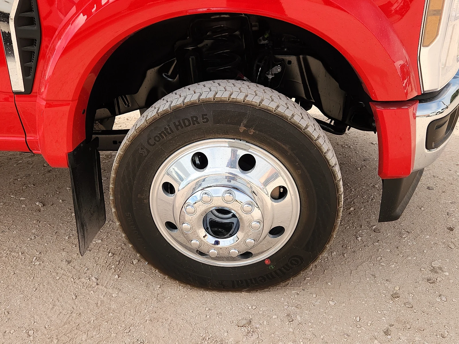 New 2027 Race Red Ford XLT image 9