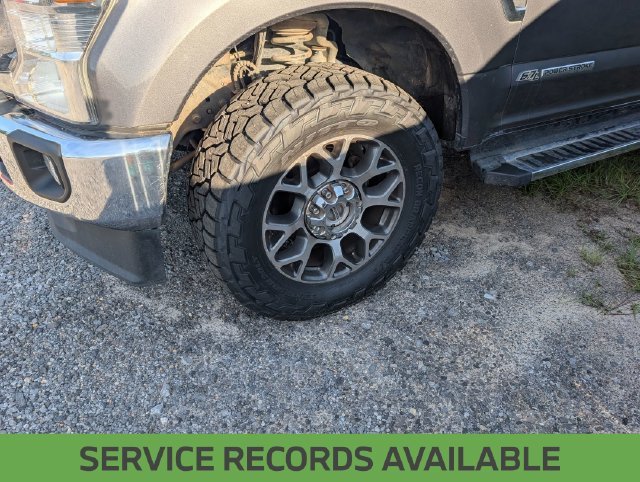 Used 2021 Gray Ford Lariat image 4