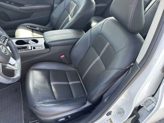 Used 2023 White Nissan 2.5 SR image 15