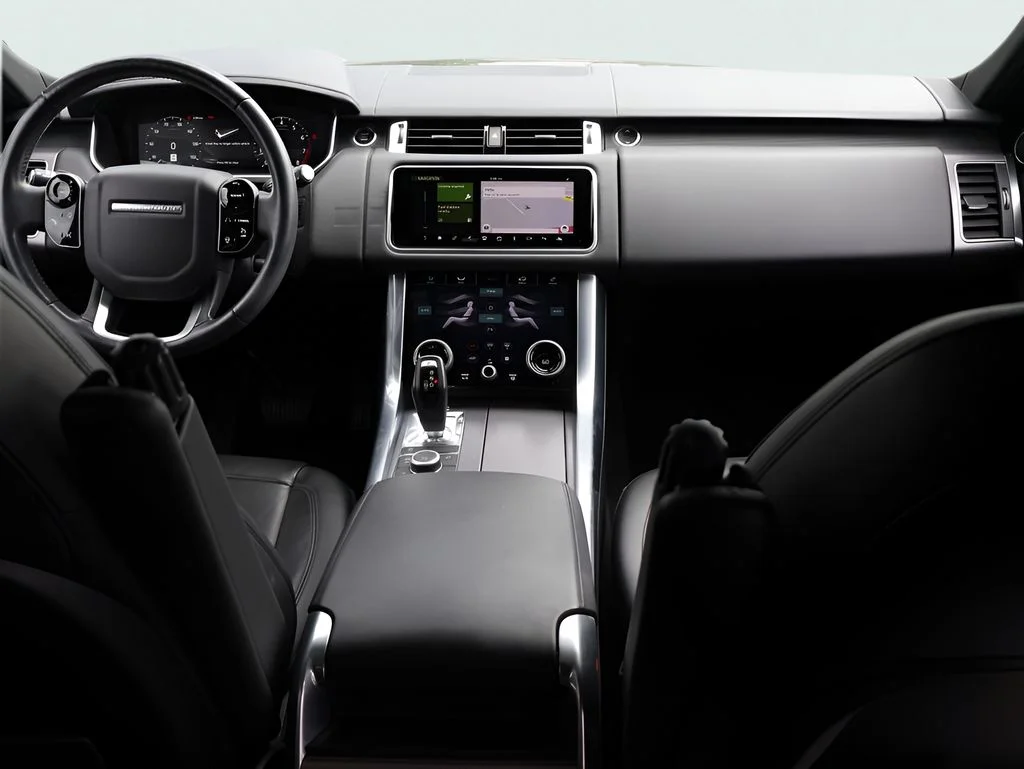 Used 2018 Narvik Black Land Rover HSE image 14