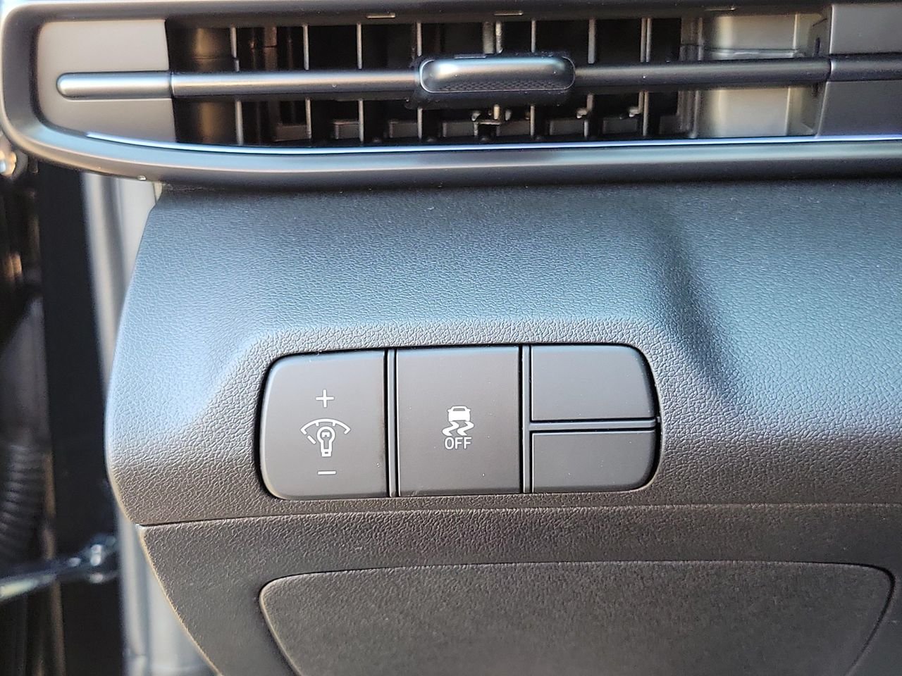 New 2026 Abyss Black Hyundai Sedan image 8