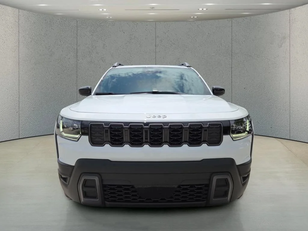 New 2026 Bright White Clearcoat Jeep Laredo image 12