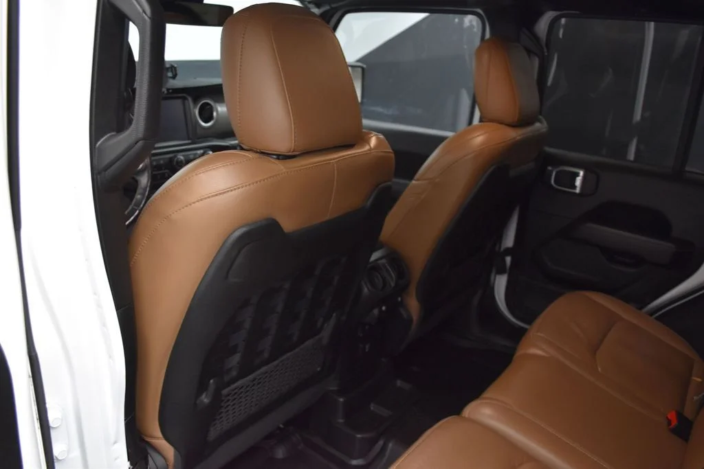 Used 2021 White Jeep Unlimited Rubicon image 20