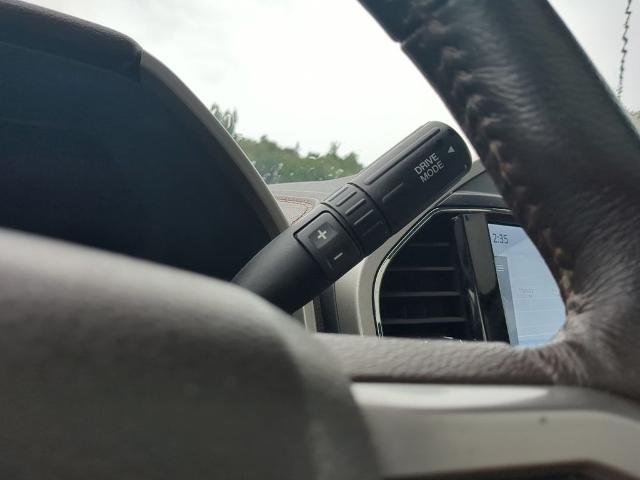 Used 2022 Stone Gray Metallic Ford  image 17