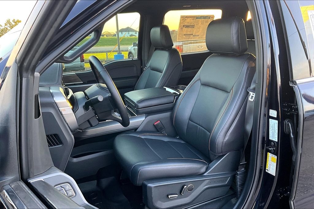 2025 Ford F-150 Lariat - Photo 8