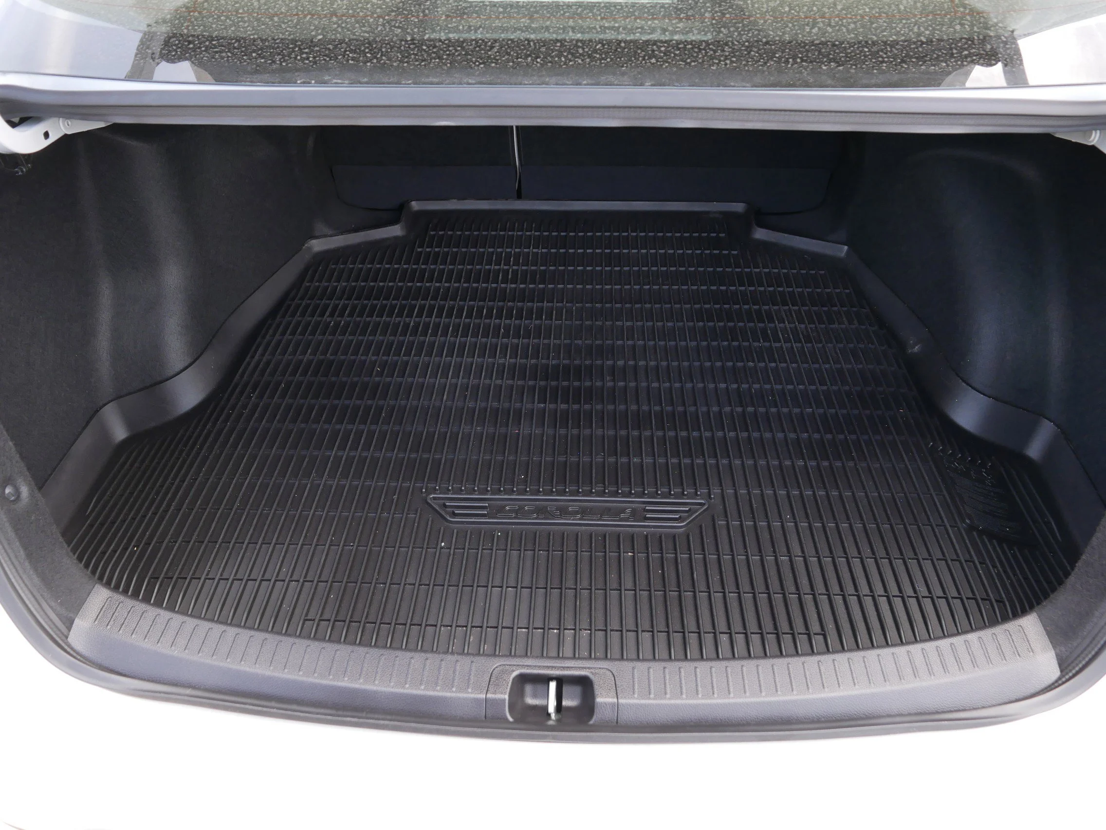 Used 2023 Ice Cap Toyota Hybrid LE image 18