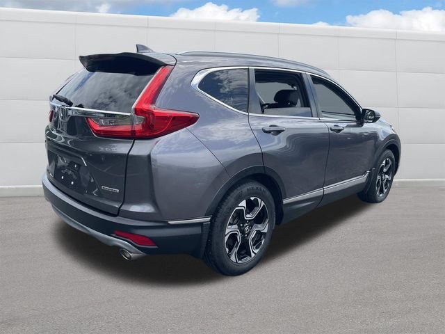 Used 2019 Modern Steel Metallic Honda Touring image 11