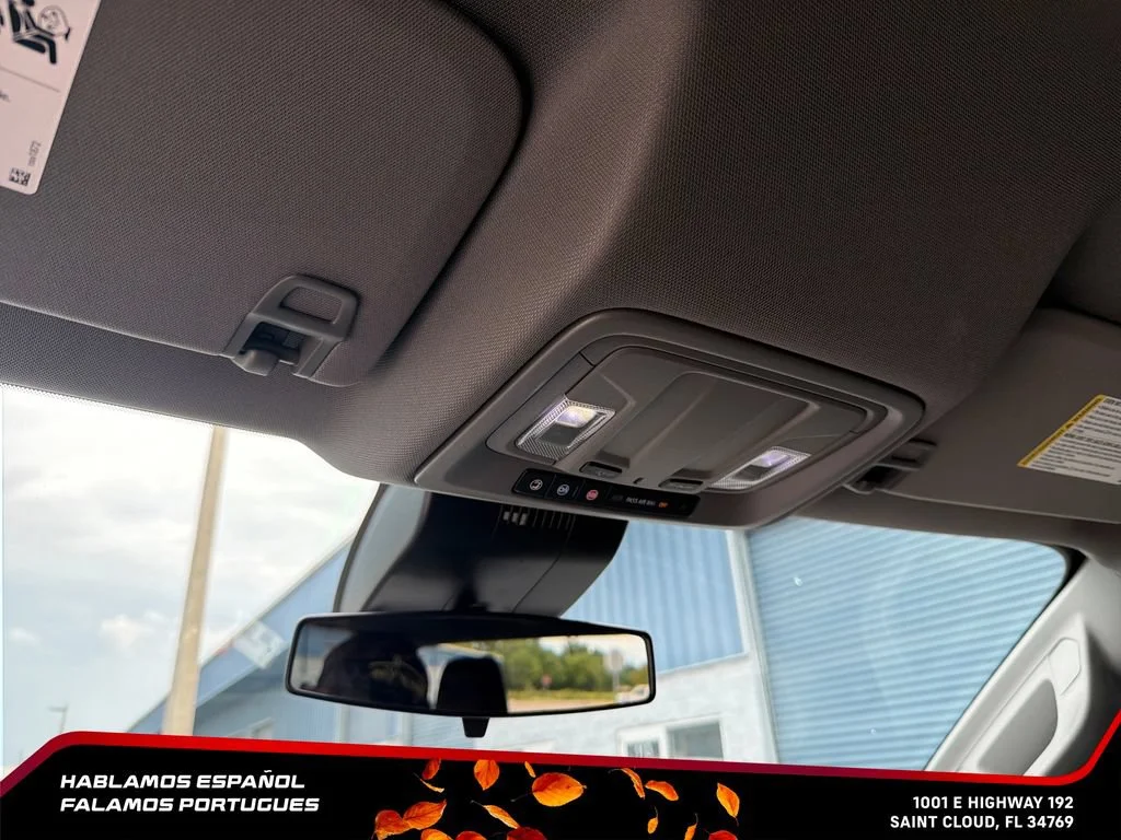 Used 2023 BLACK Chevrolet Custom image 20