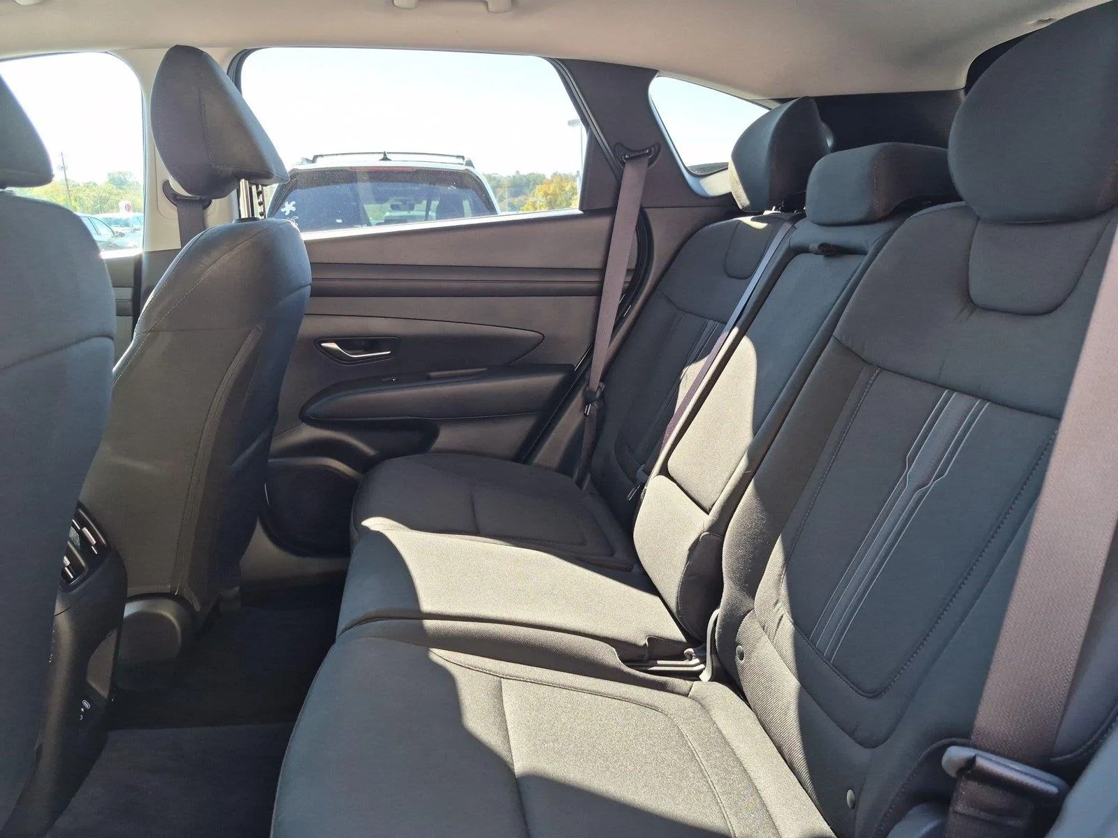 Used 2025 Serenity White Pearl Hyundai SEL image 31