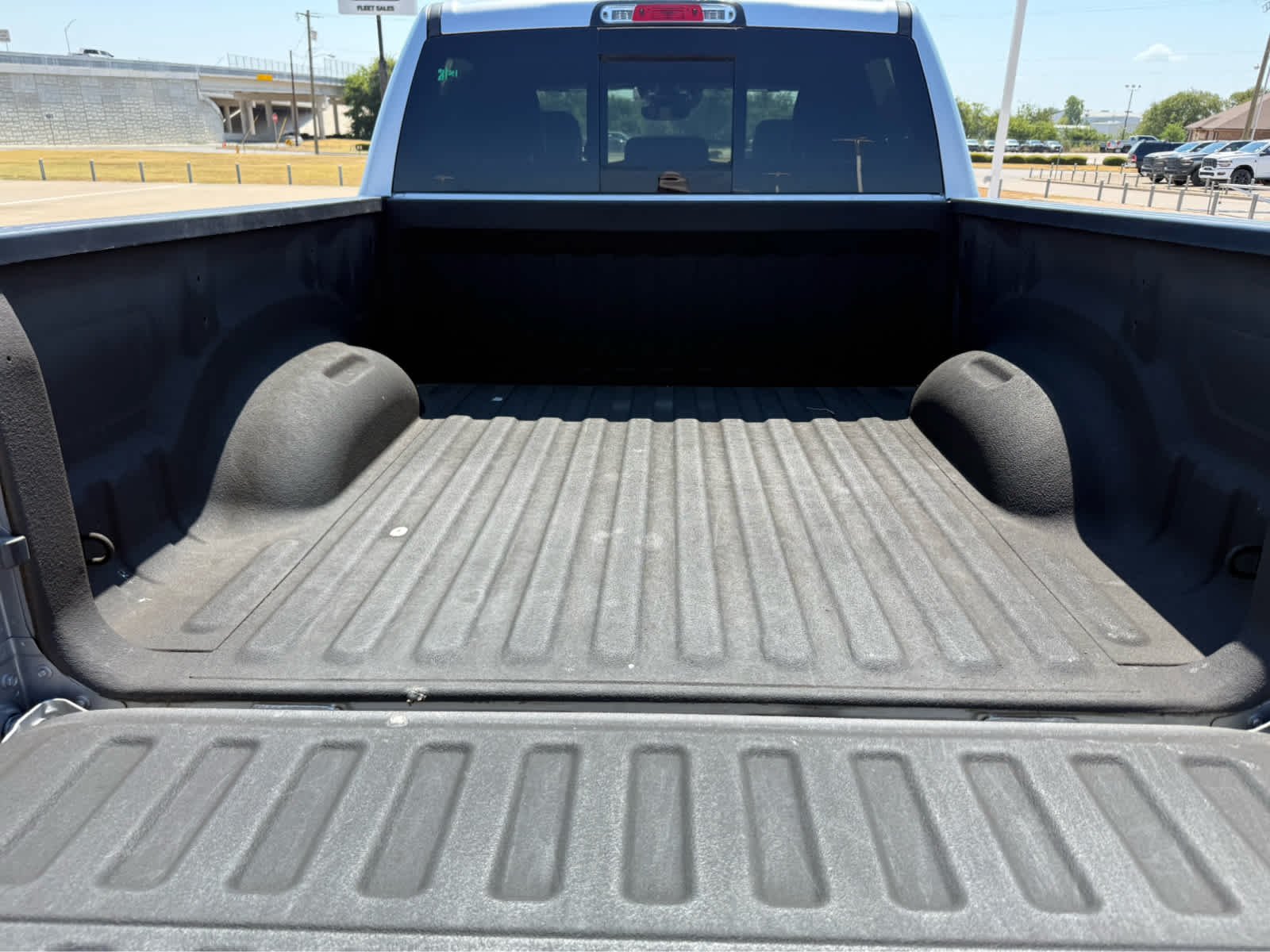 Used 2023 Billet Silver Metallic Clearcoat Ram Laramie image 8