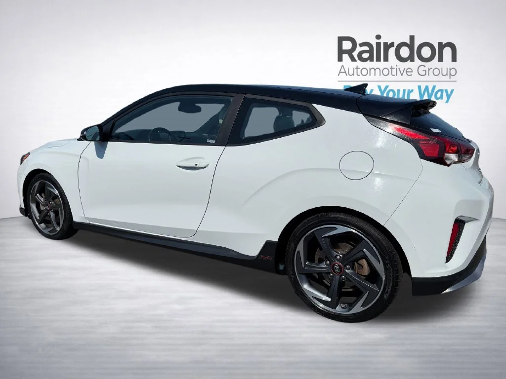Used 2019 Chalk White w/Black Roof Hyundai Turbo Ultimate image 5