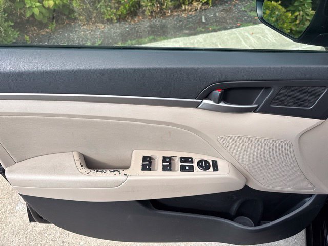 Used 2018 Black Hyundai Value Edition image 15