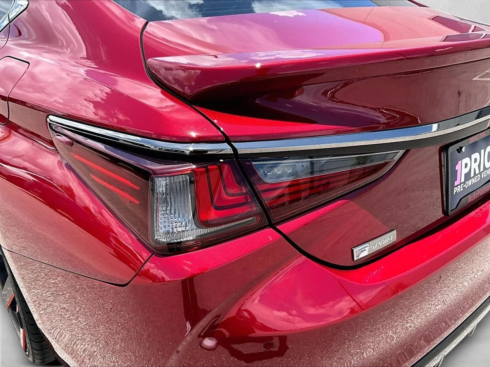 Used 2019 Red Lexus ES 350 F SPORT image 29