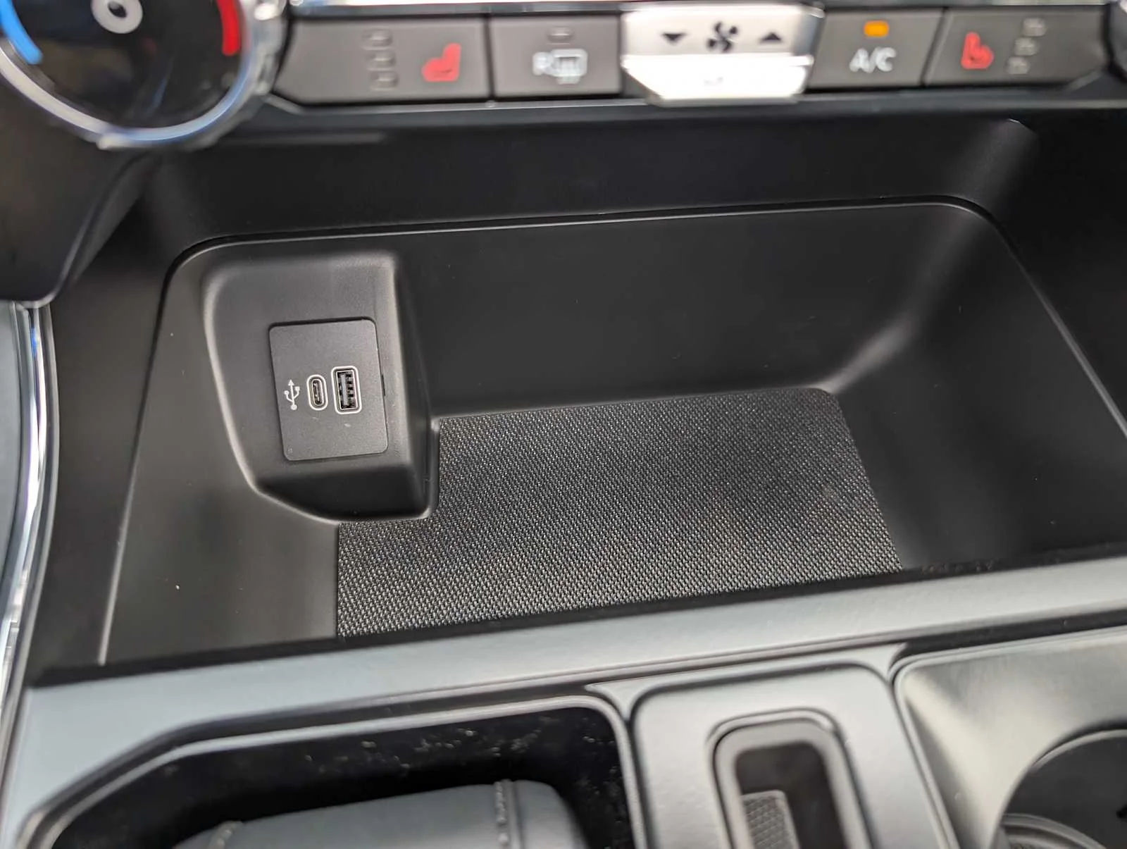 New 2026 Oxford White Ford XLT image 25