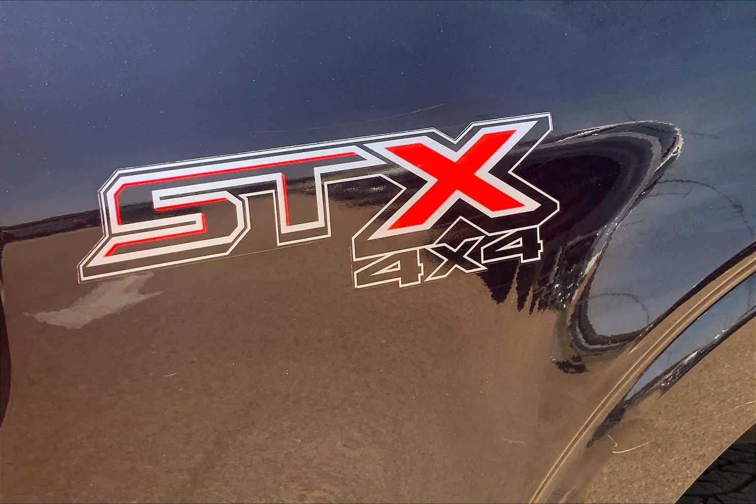 Used 2023 Agate Black Metallic Ford XL image 10