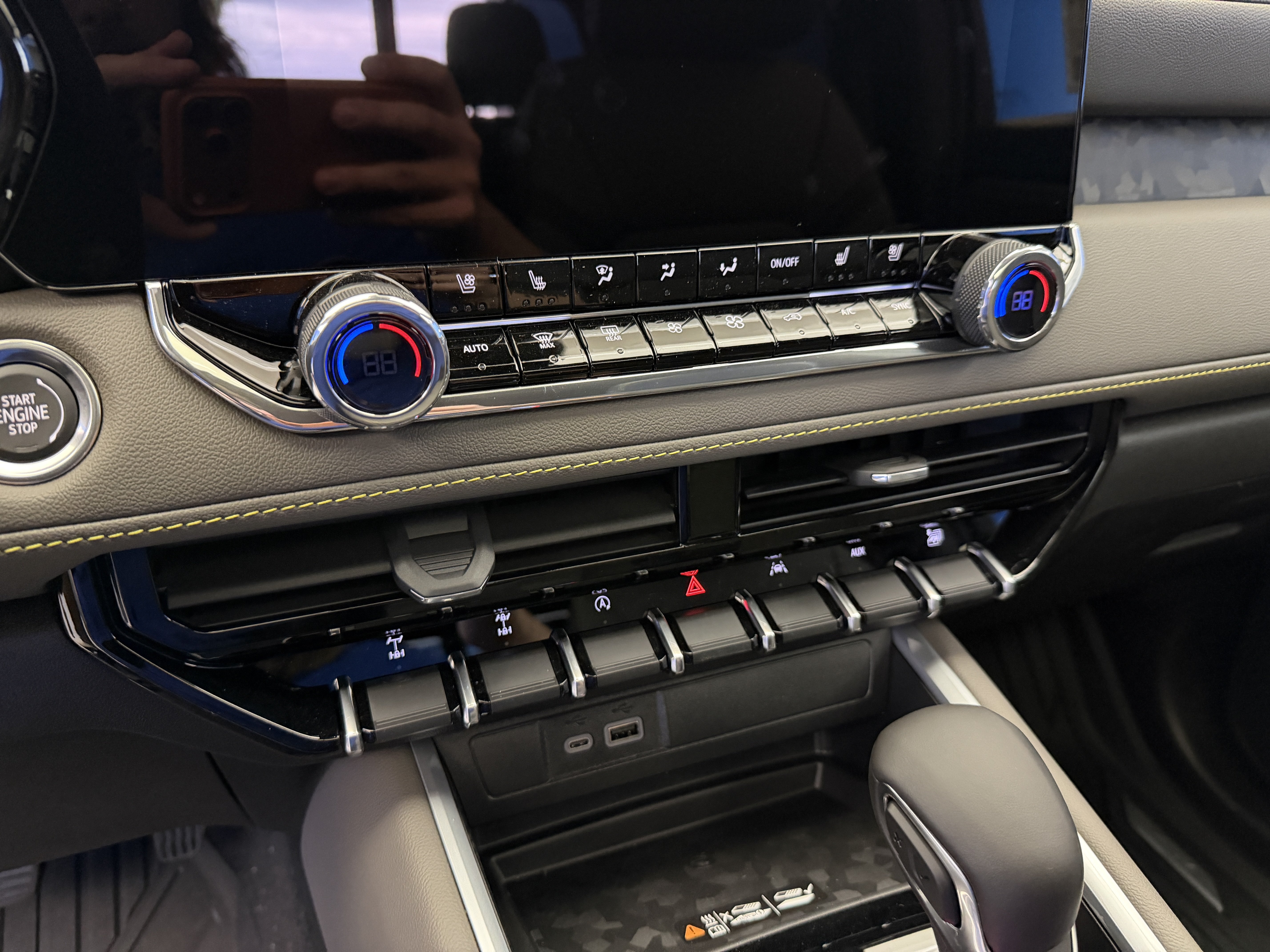 2026 Chevrolet Colorado ZR2 - Photo 21