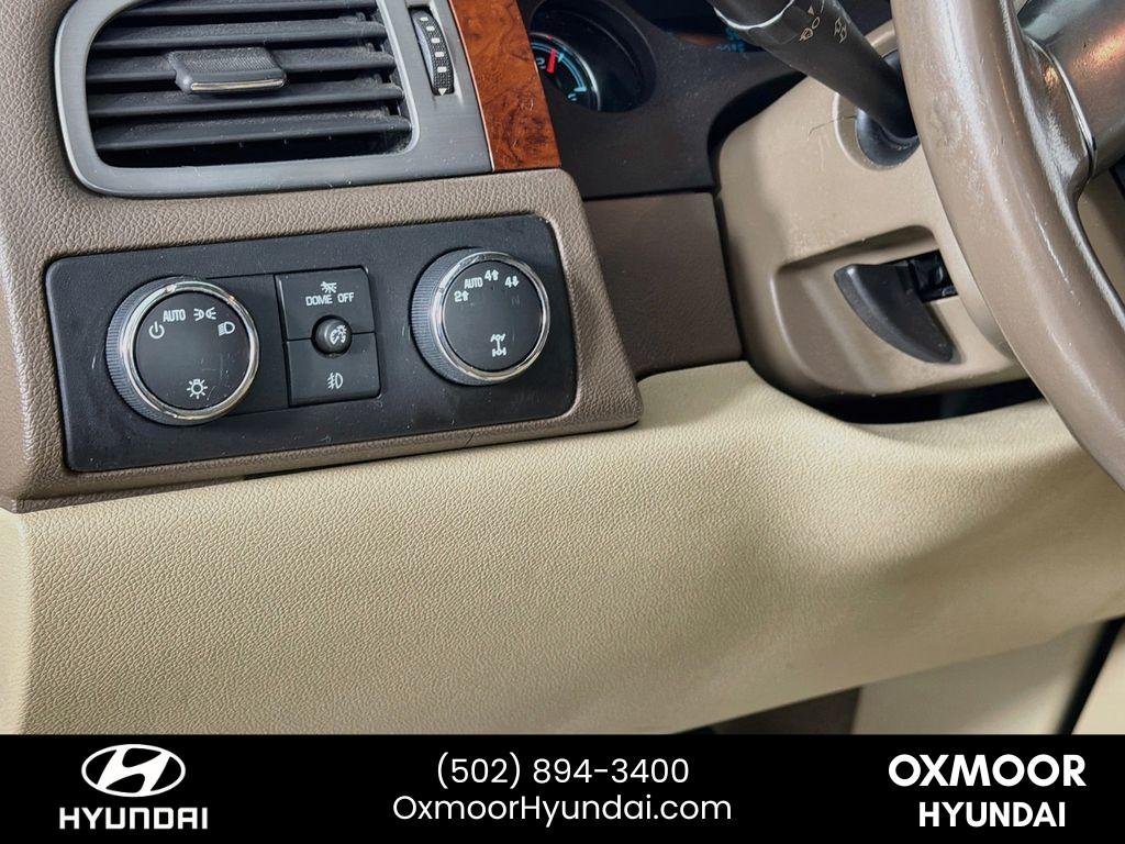 Used 2012 White Diamond Tricoat GMC SLT image 10