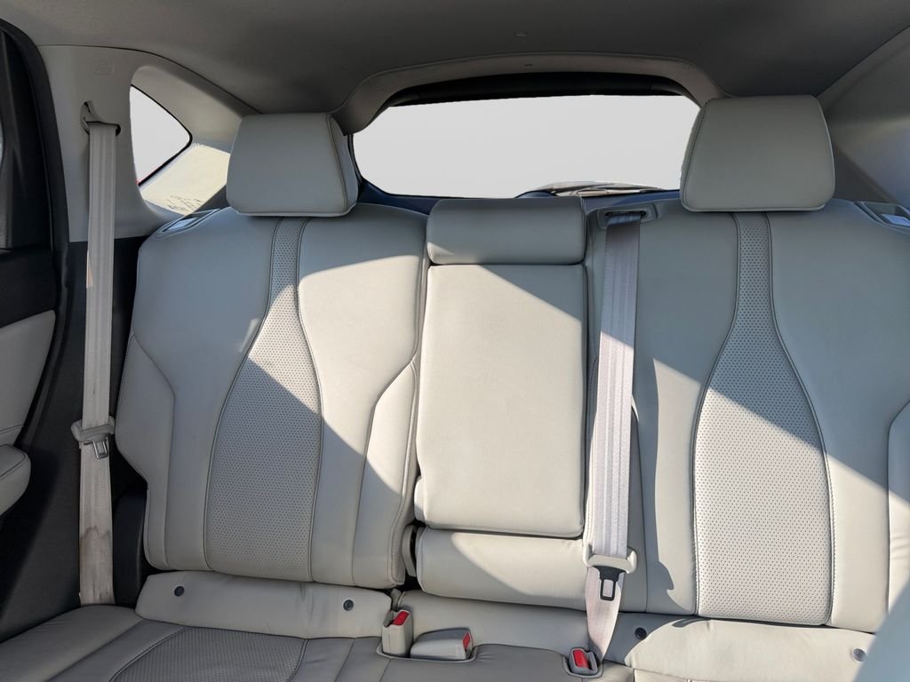 Used 2021  Acura Technology Package image 16